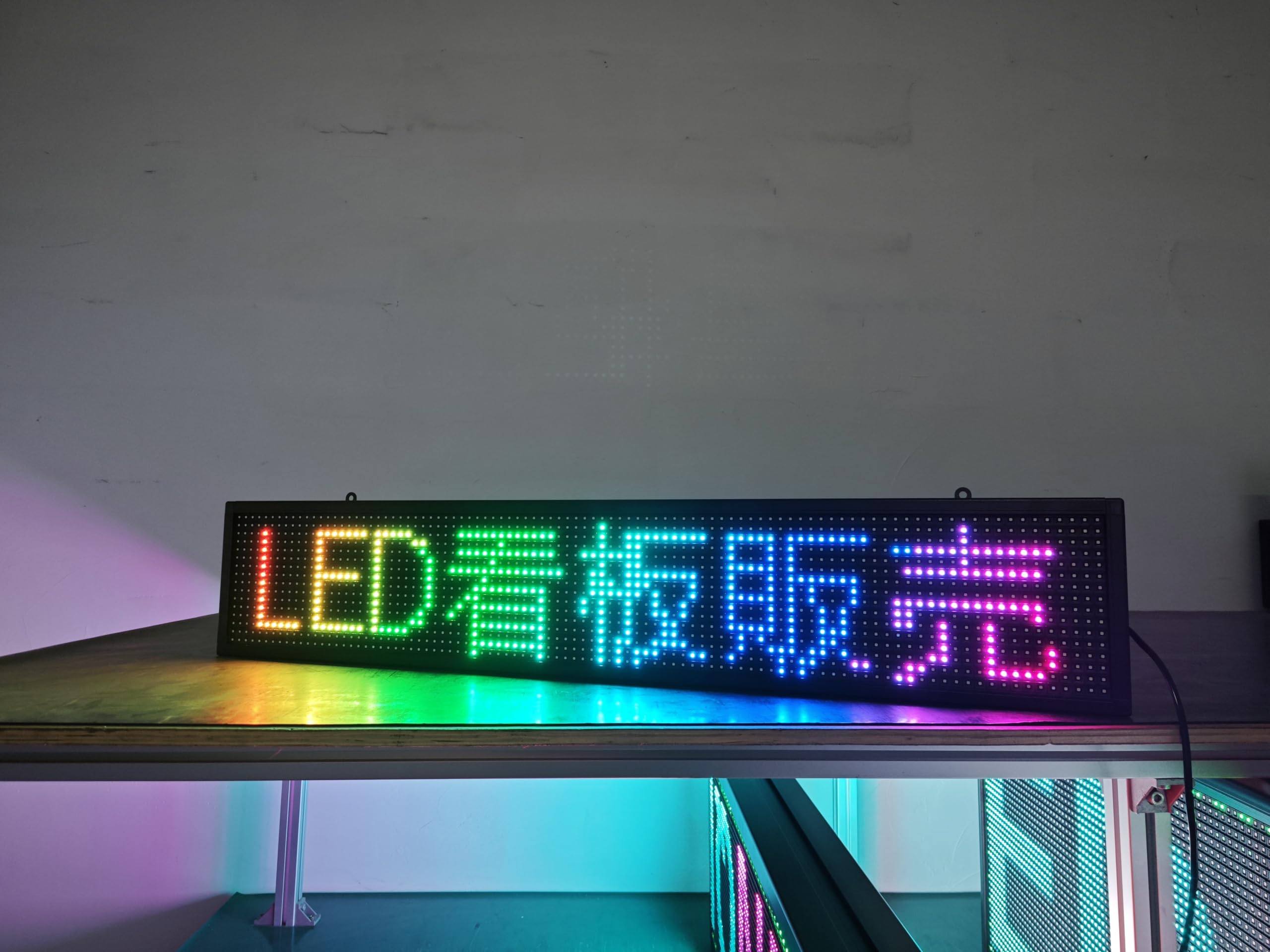 Amazon | カラー 電光パネル 100X20CM 電光掲示板 屋内用 高輝度 電光